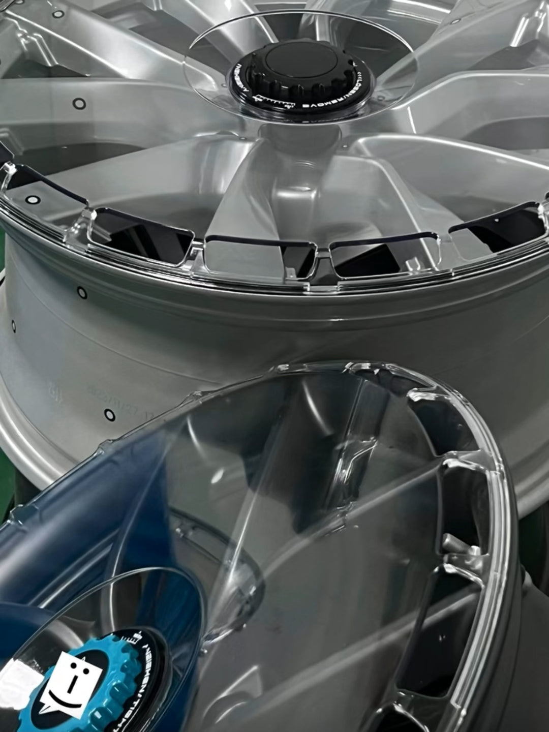 A2-2  Transparent wheels + custom pattern Tesla wheel covers for Model 3yxs